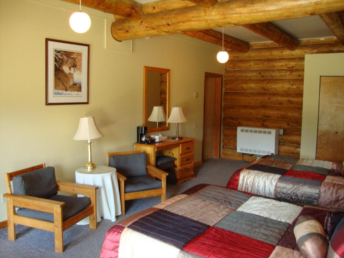 Helmcken Falls Lodge Cabin Rooms&RV Park Clearwater Buitenkant foto