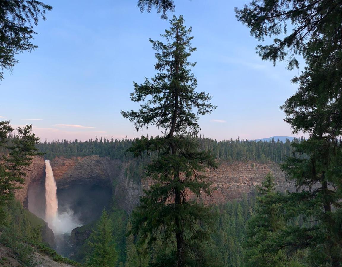Helmcken Falls Lodge Cabin Rooms&RV Park Clearwater Buitenkant foto