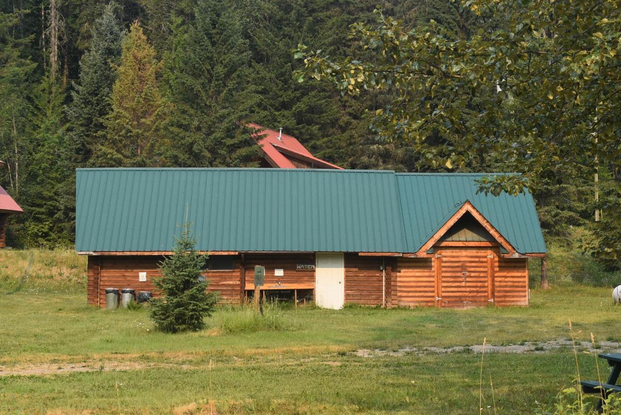 Helmcken Falls Lodge Cabin Rooms&RV Park Clearwater Buitenkant foto