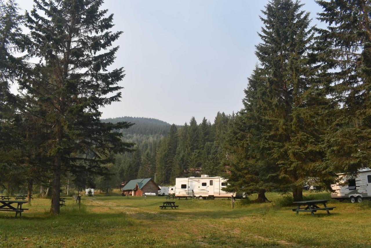Helmcken Falls Lodge Cabin Rooms&RV Park Clearwater Buitenkant foto