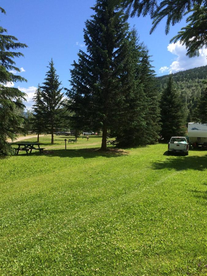 Helmcken Falls Lodge Cabin Rooms&RV Park Clearwater Buitenkant foto