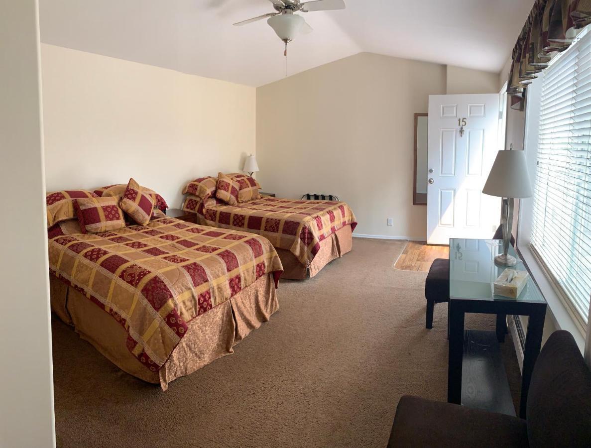 Helmcken Falls Lodge Cabin Rooms&RV Park Clearwater Buitenkant foto