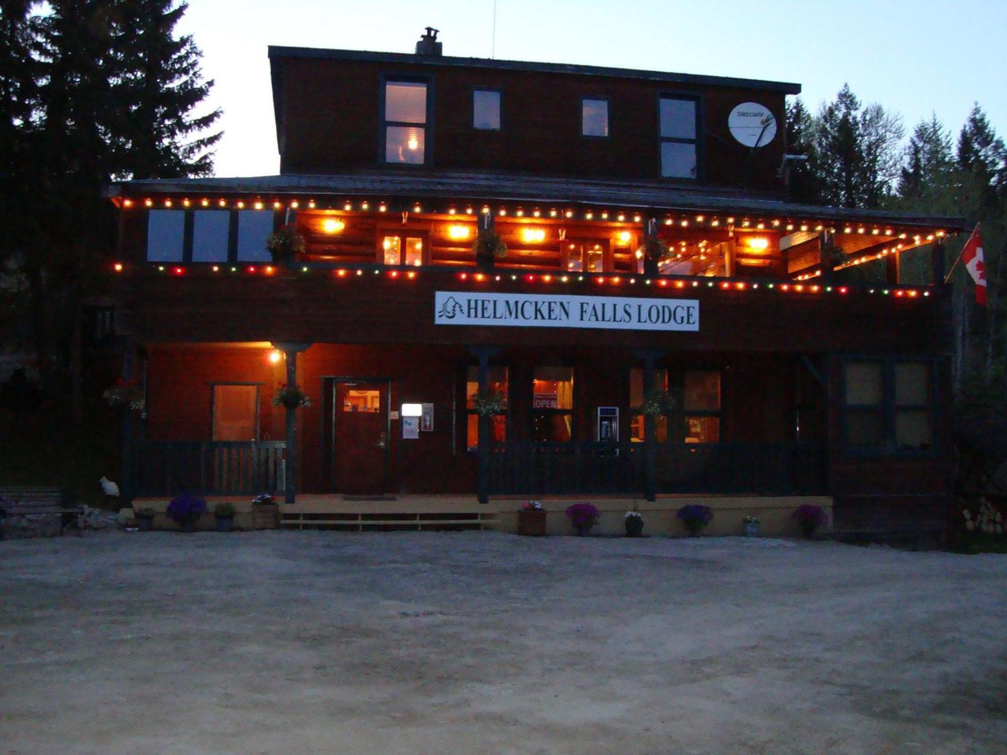 Helmcken Falls Lodge Cabin Rooms&RV Park Clearwater Buitenkant foto